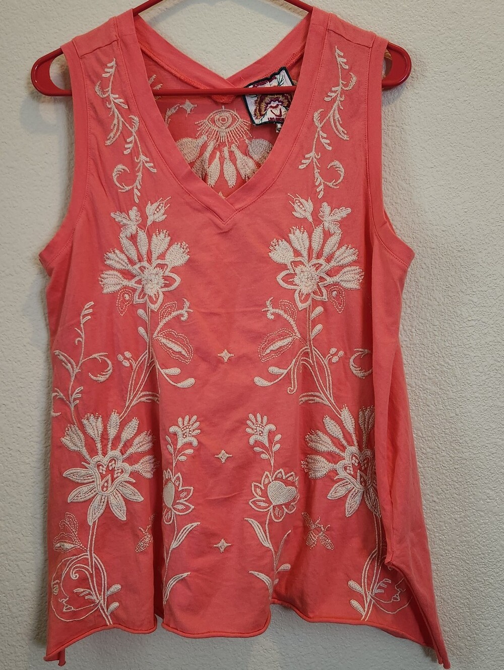 Johnny WAS V‑NECK DRAPE TANK